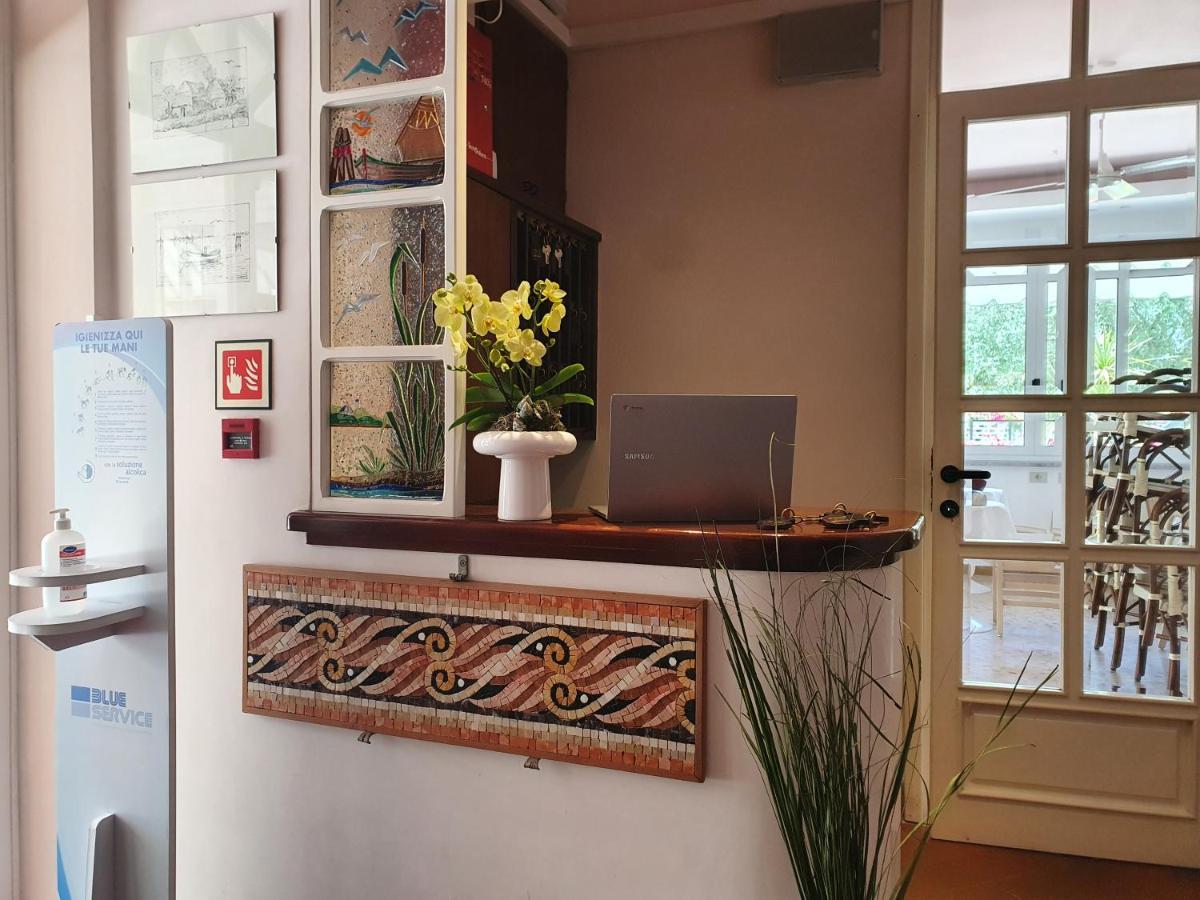 Villa Mirella-Nuova Gestione Grado Exteriér fotografie