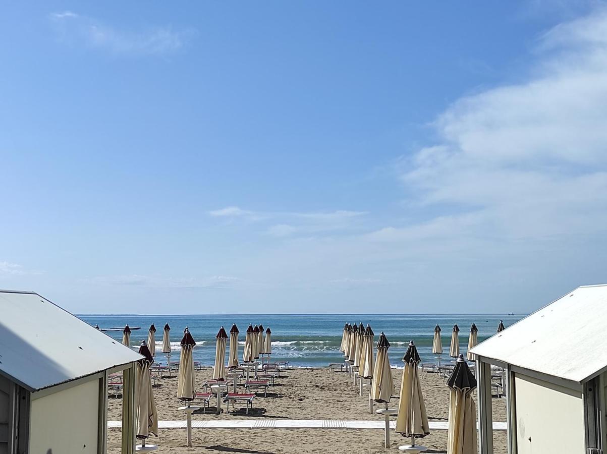 Villa Mirella-Nuova Gestione Grado Exteriér fotografie